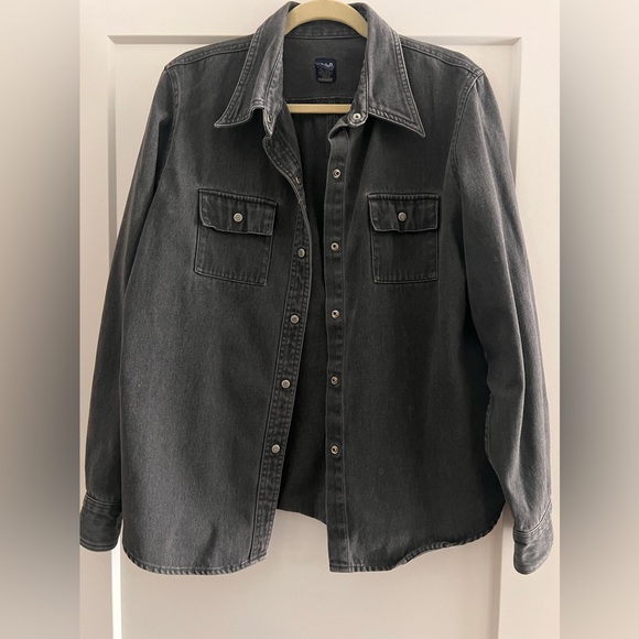 GAP Charcoal Denim Jacket - Picture 1 of 6